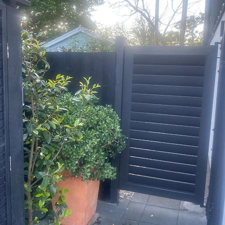 Stylish Townhouse Apartment Auckland Bagian luar foto